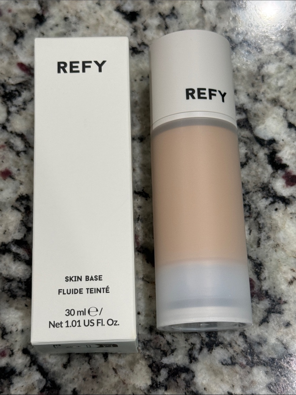 REFY Skin Base Tinted Moisturizer 170N New in box!